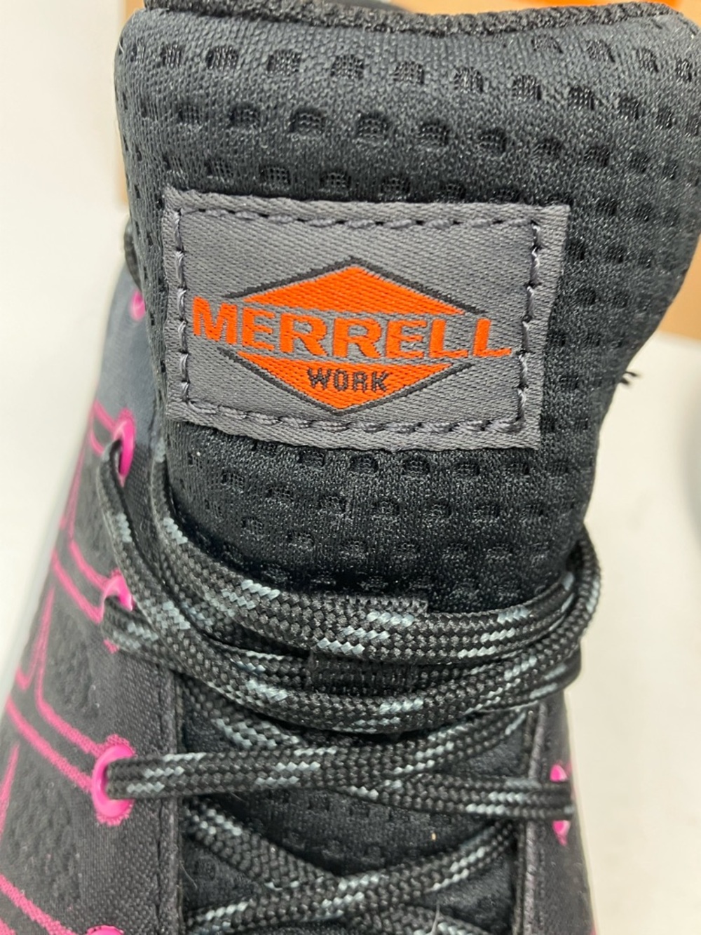 Merrell Work Moab Flight CF Women's 7.5 Safety Toe Shoes Black Fuchsia J005174 - Picture 4 of 16